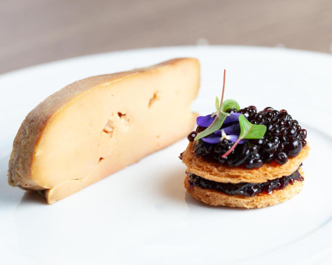 Le Boeuf Couronne - Hotel & Restaurant Chartres- Logis Hotels Dış mekan fotoğraf
