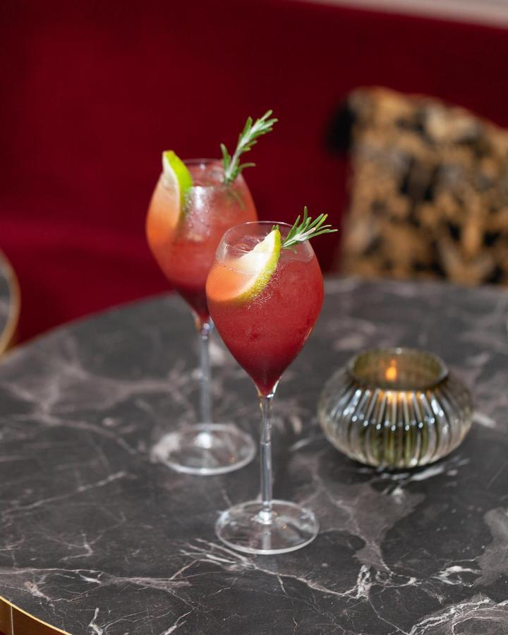 Le Boeuf Couronne - Hotel & Restaurant Chartres- Logis Hotels Dış mekan fotoğraf